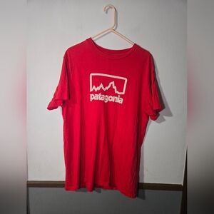 Patagonia Men's Shirt Large Slim Fit Red Organic Cotton Graphic Logo